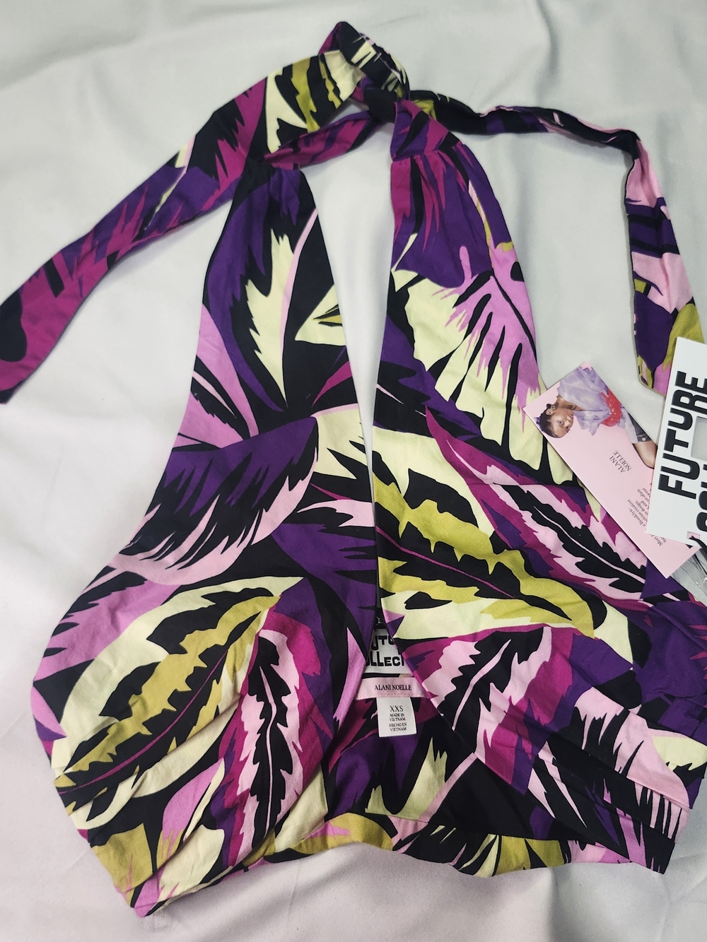 Future Collection Botanical Wrap Neck